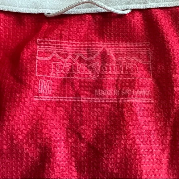 Patagonia W's Short-Sleeved Windchaser Shirt - Picture 6 of 8